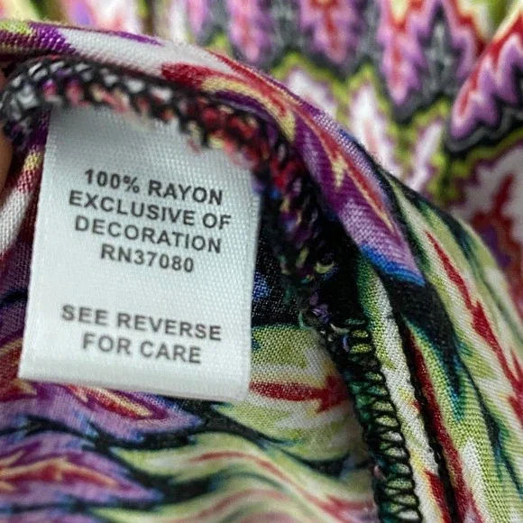 Cato Top Size 18/20 Womens Plus Colorful Print Cap Sleeve Beaded V-Neck - Picture 8 of 8